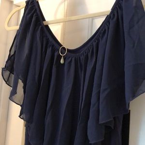Venus Navy cold shoulder ruffle top 💃🏻